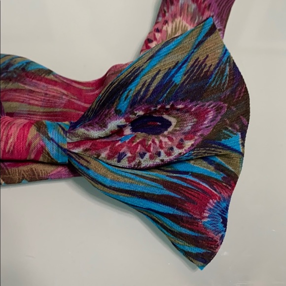 NWOT peacock headband with oversized bow - Picture 2 of 2